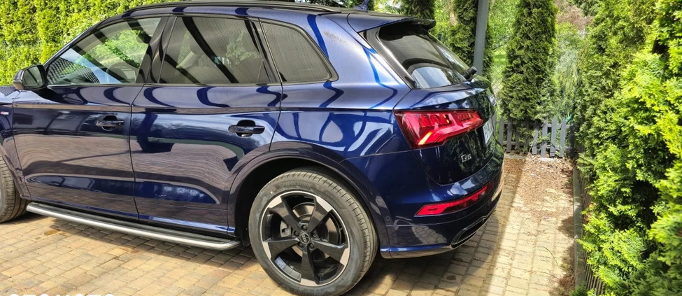 Audi Q5 cena 159900 przebieg: 104117, rok produkcji 2019 z Pniewy małe 301